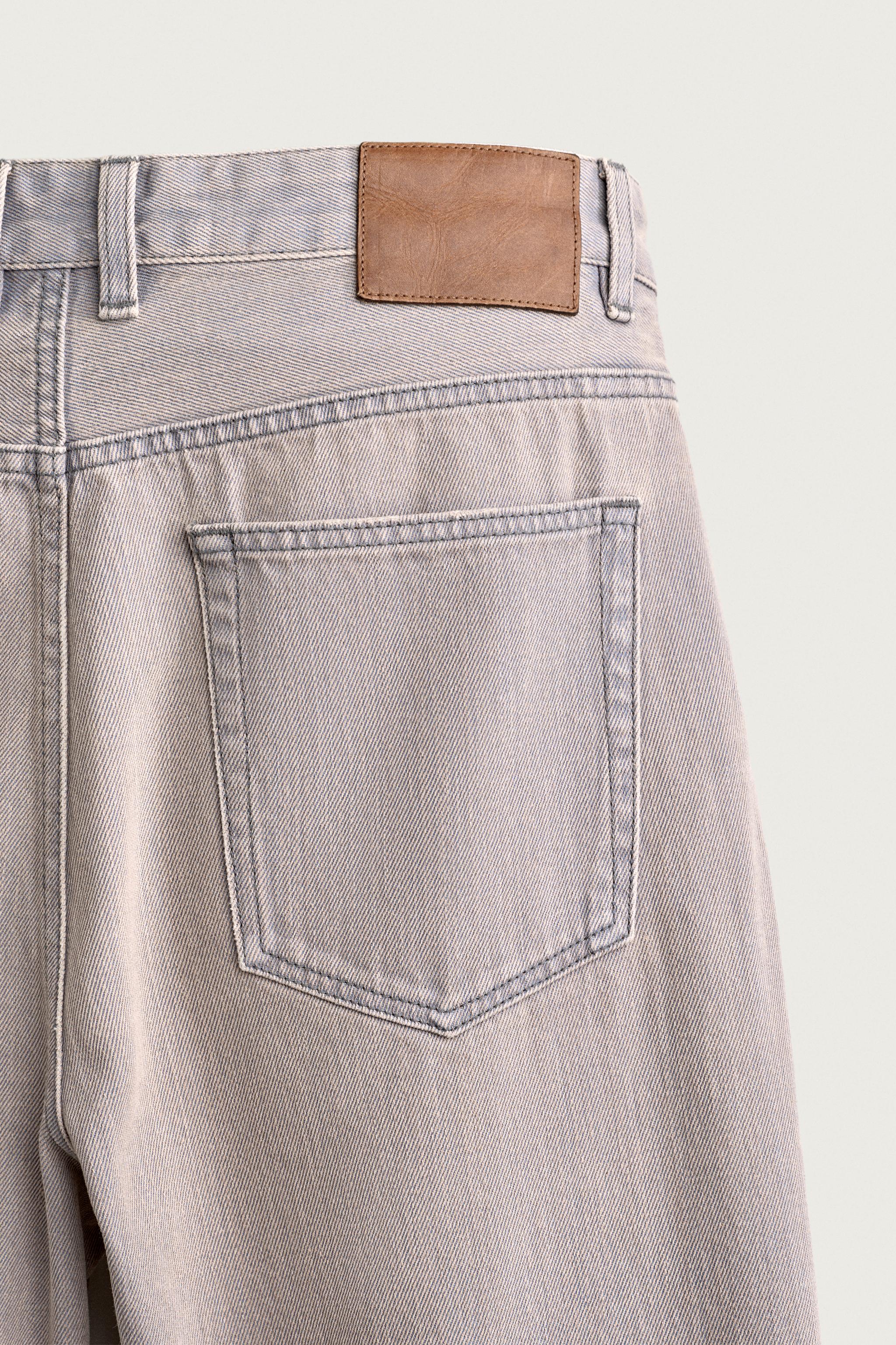 RELAXED ANKLE FIT JEANS
